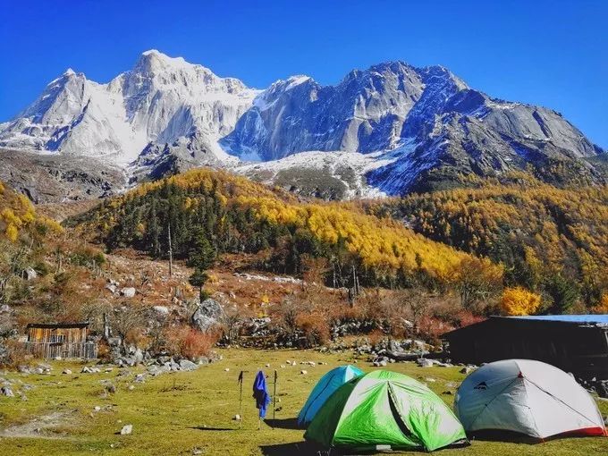 四姑娘山越野跑取消成绩的反思与启示