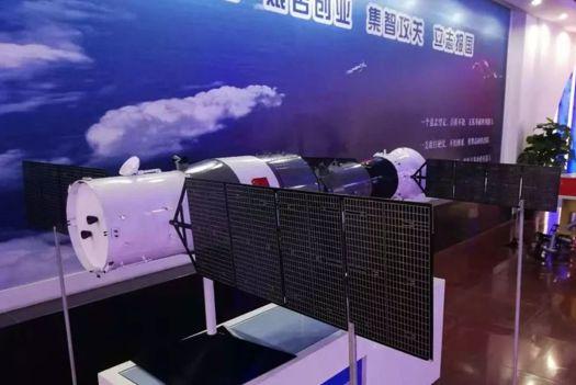 秦皇岛移动玻璃门，现代建筑的优雅之选