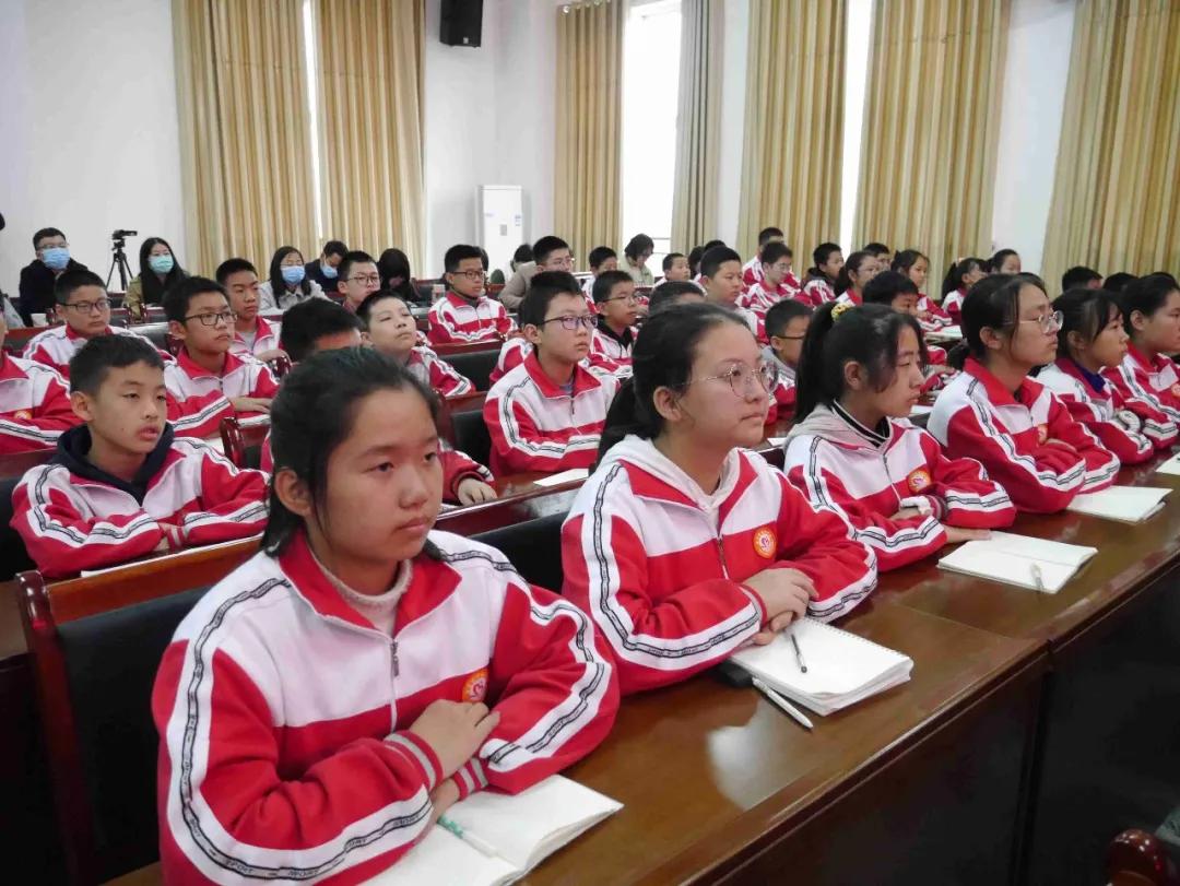 北京儿童眼科专家深度解析近视问题