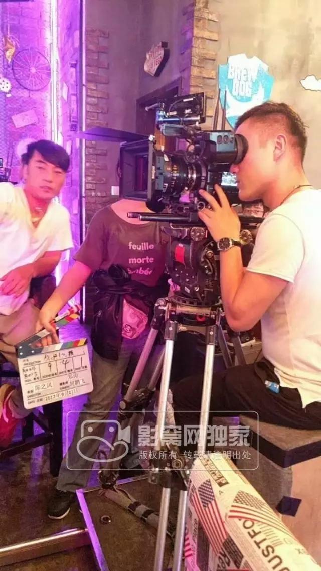 剧组监视器，幕后英雄的眼睛与耳朵
