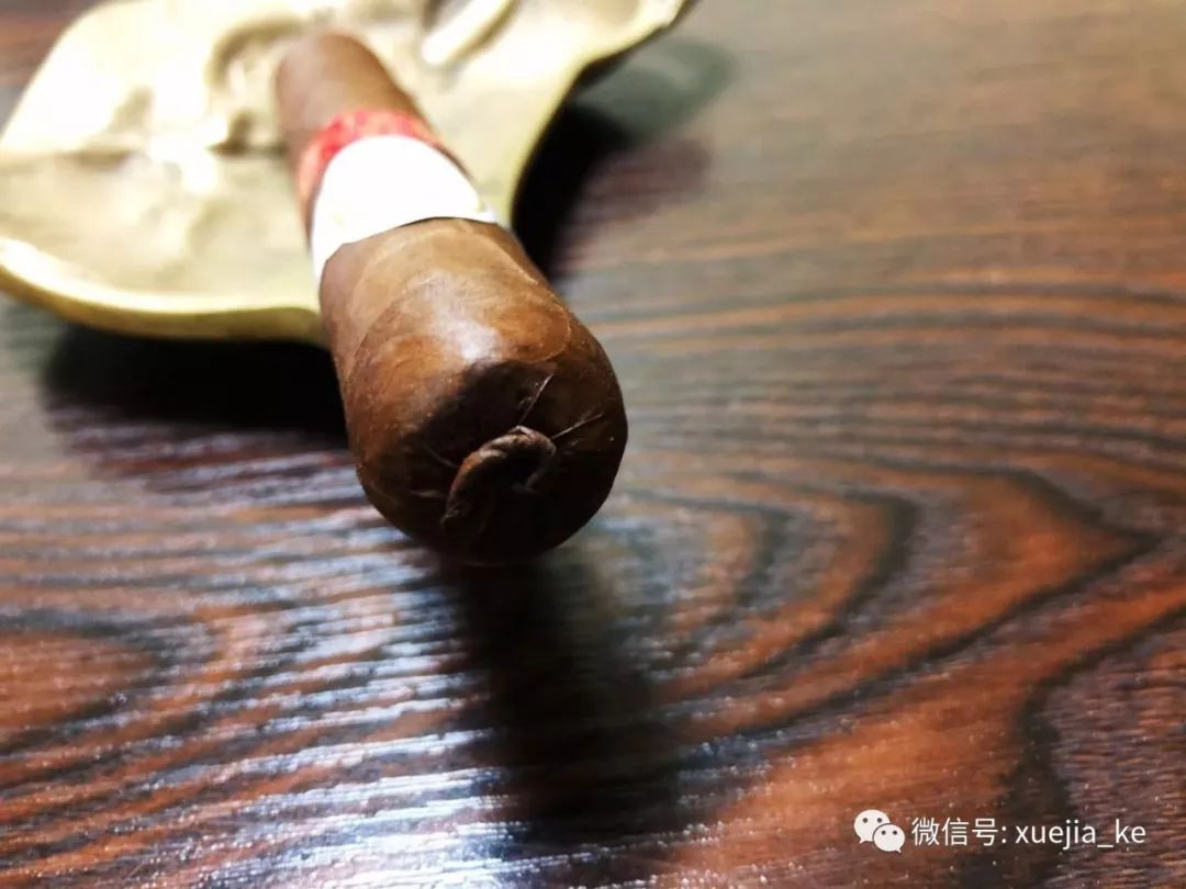 樱桃图案木头烟嘴雪茄，传统工艺与现代品味的完美结合