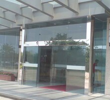 番禺折叠玻璃门，一站式解决方案的专业地址