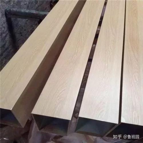 斜木纹大理石，自然之美与艺术之韵的融合