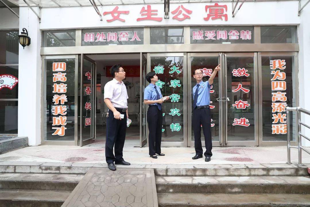 儿科神经专家，守护儿童健康的守护者