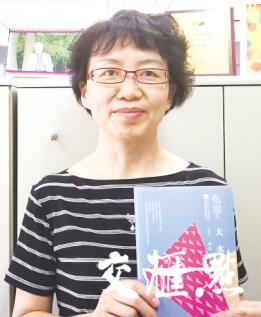 曹文轩的第一本书籍，探索文学之路的起点