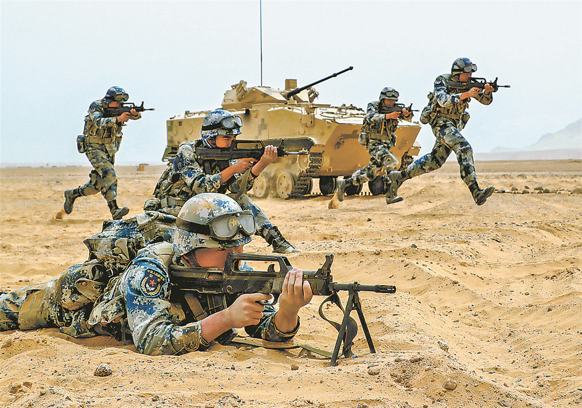 伞兵从飞机，空降兵的特殊使命与英勇行动