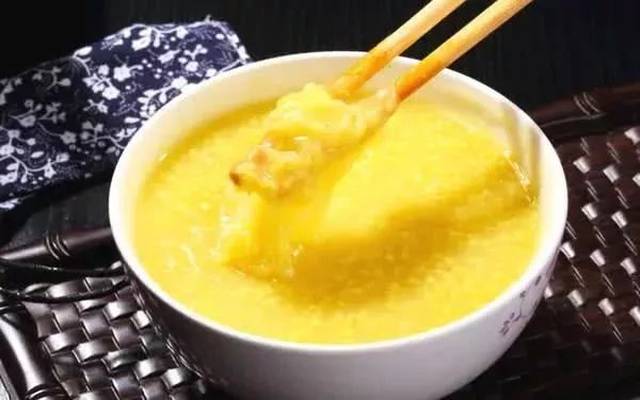 小米蛋花粥，一道美味营养的传统佳肴
