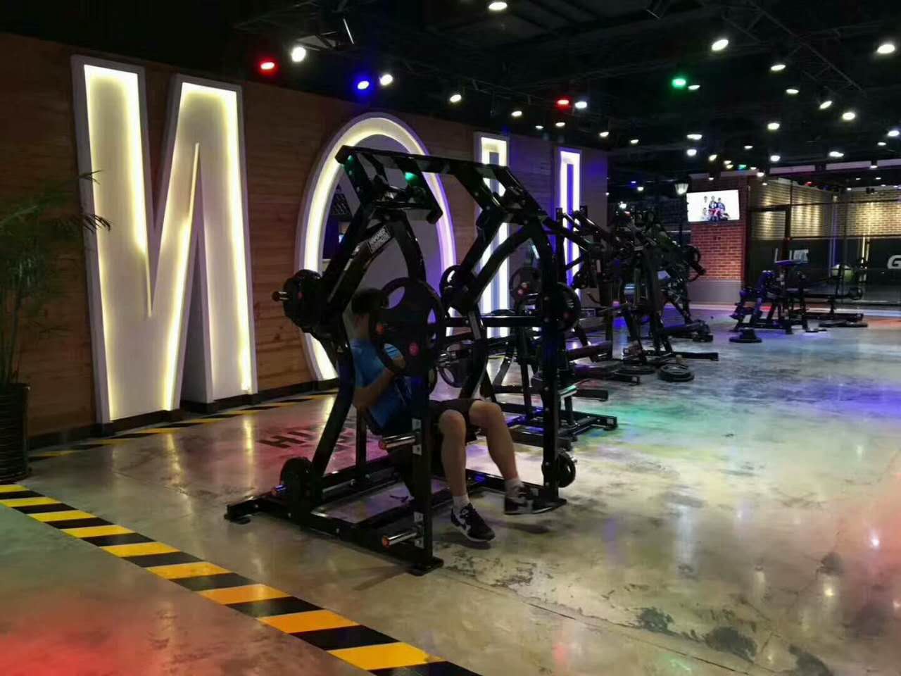 动岚健身西宁，城市中的健康活力源泉