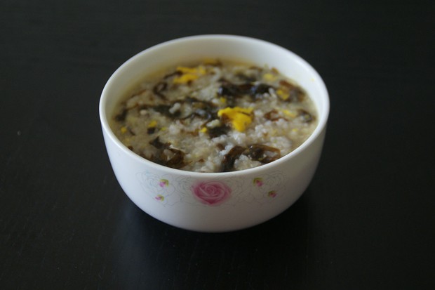 紫菜蛋花粥的制作方法与美味体验