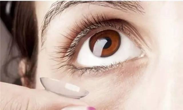 如何区分隐形眼镜的真假