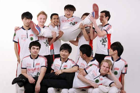 2015年LGD电子竞技俱乐部的辉煌阵容
