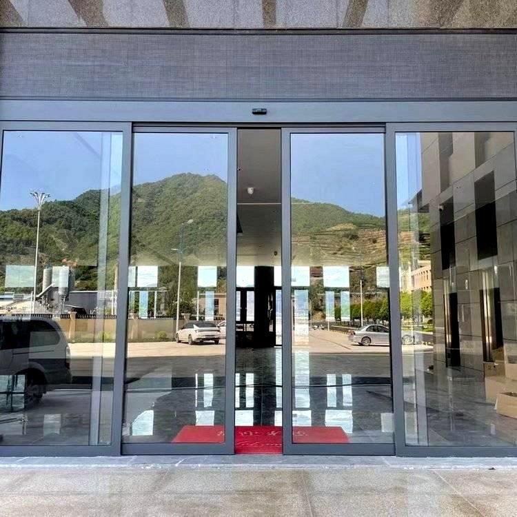 松下型材自动门，技术与设计的完美结合